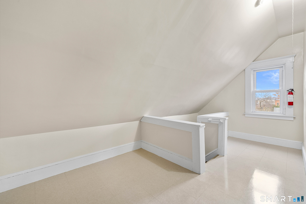 1857 State Street - Photo 2