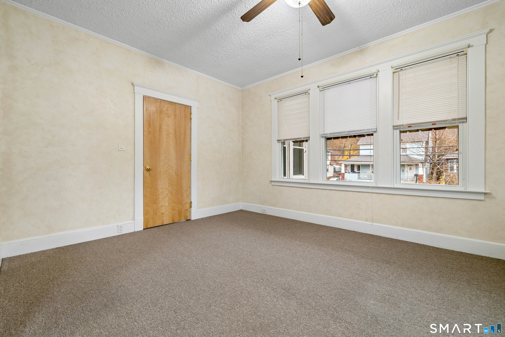 1857 State Street - Photo 4