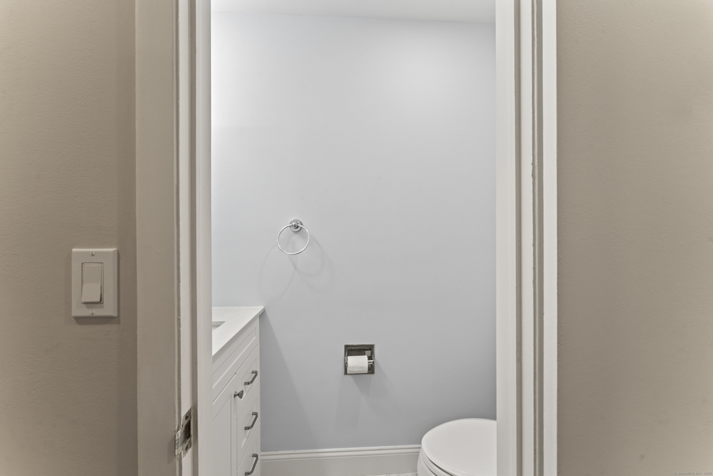245 Hamilton Avenue - Photo 9