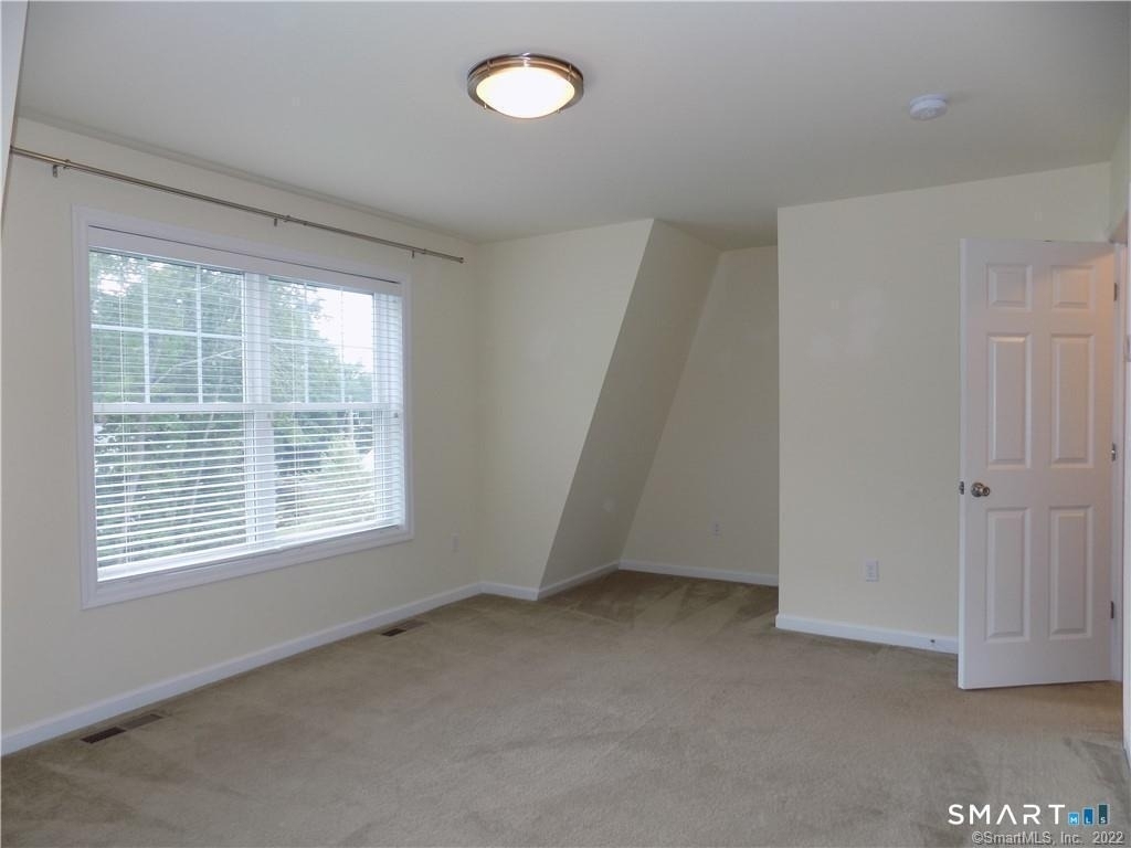 6 Barnum Court - Photo 6