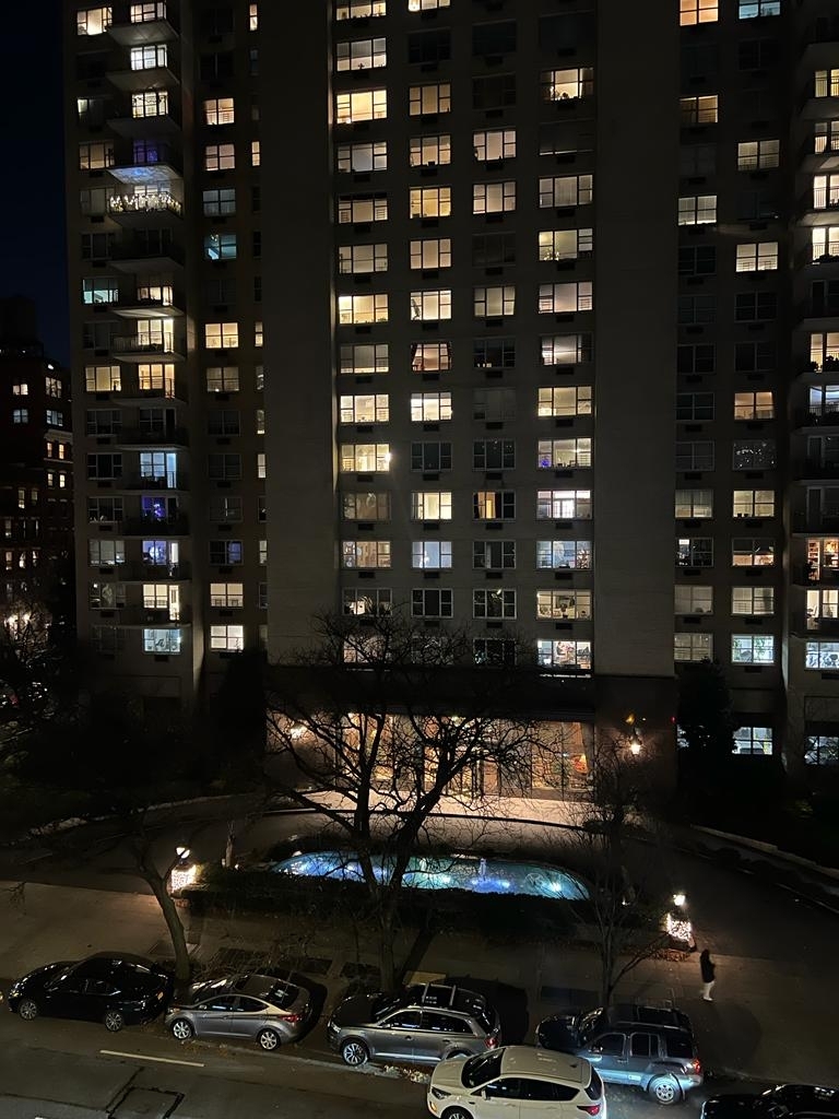 E 89th St / York Avenue - Photo 14