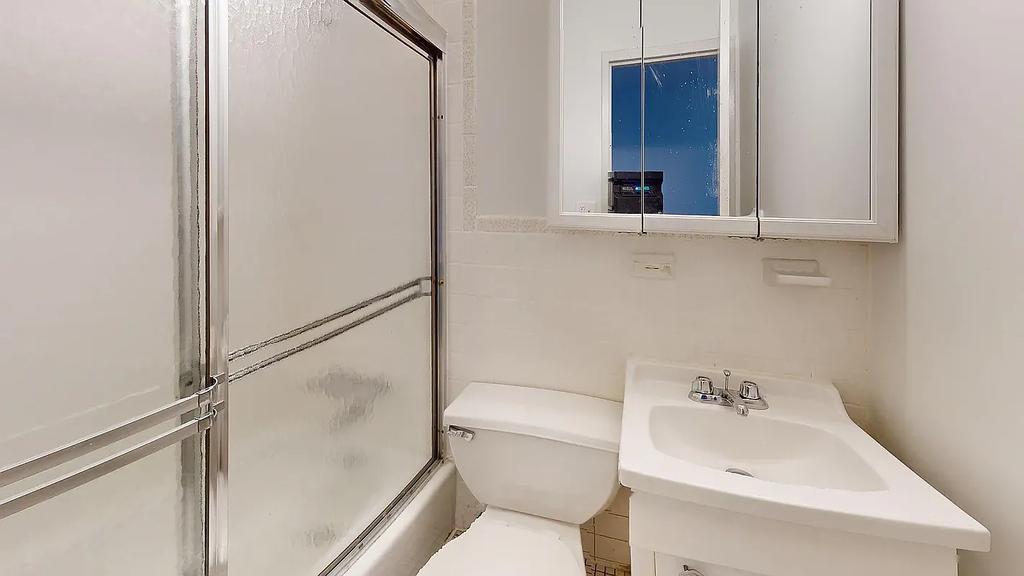 201 West 14th Street - Photo 7