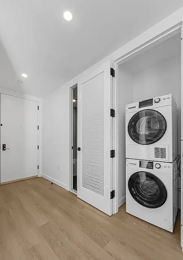 953 Dean Street - Photo 7