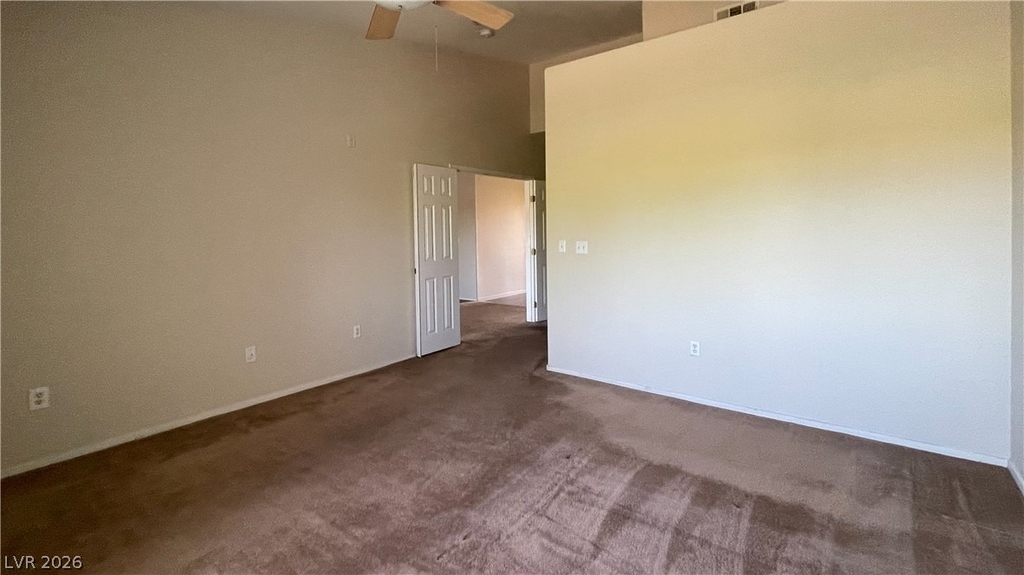 10500 Pine Pointe Avenue - Photo 5