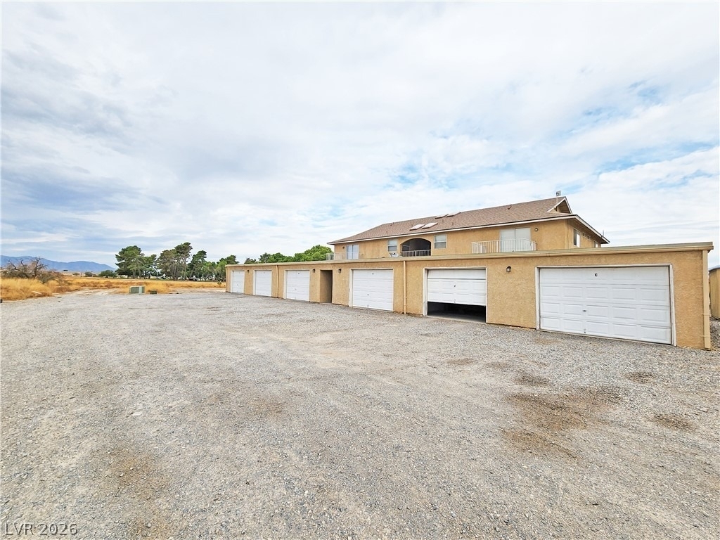2321 E Calvada Boulevard - Photo 14