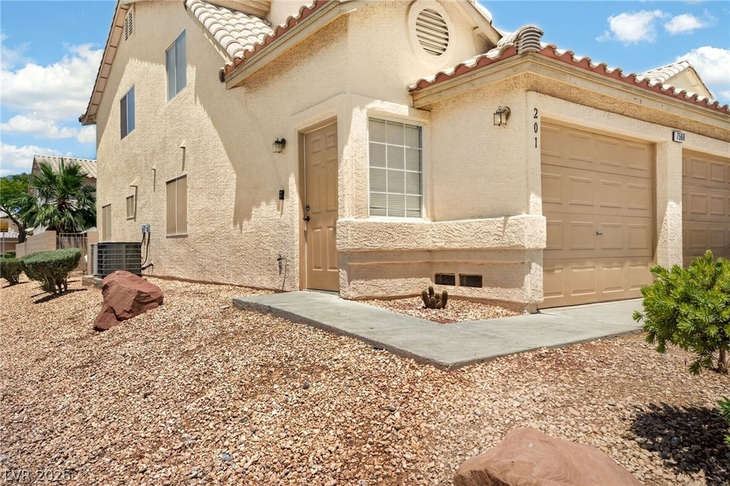 7566 Glowing Ember Court - Photo 1