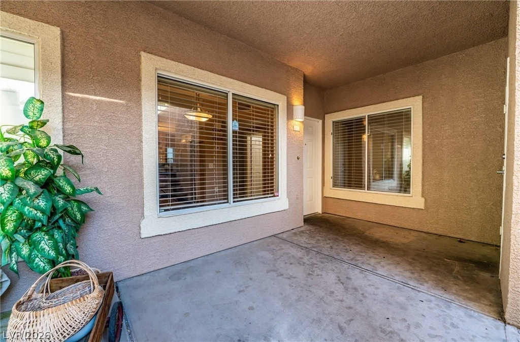 2000 Quartz Cliff Street - Photo 2