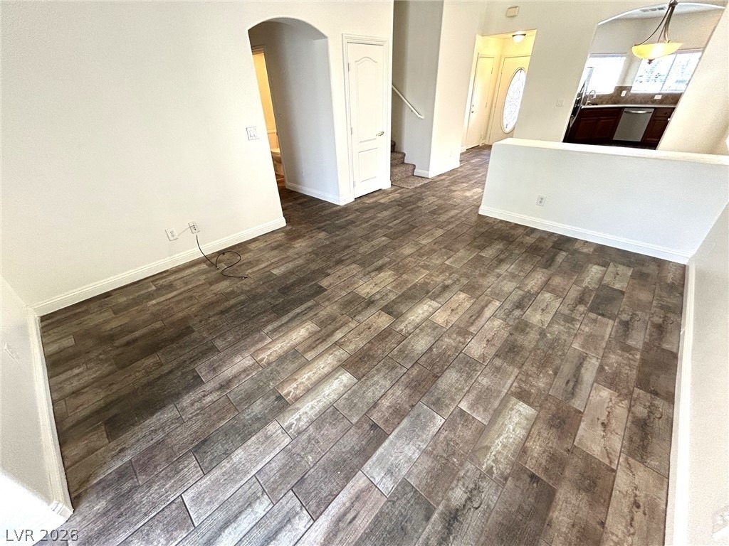 8877 Tomnitz Avenue - Photo 6