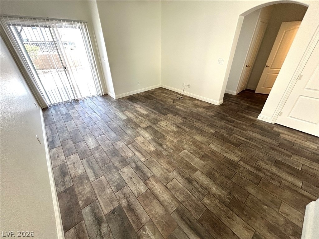 8877 Tomnitz Avenue - Photo 5