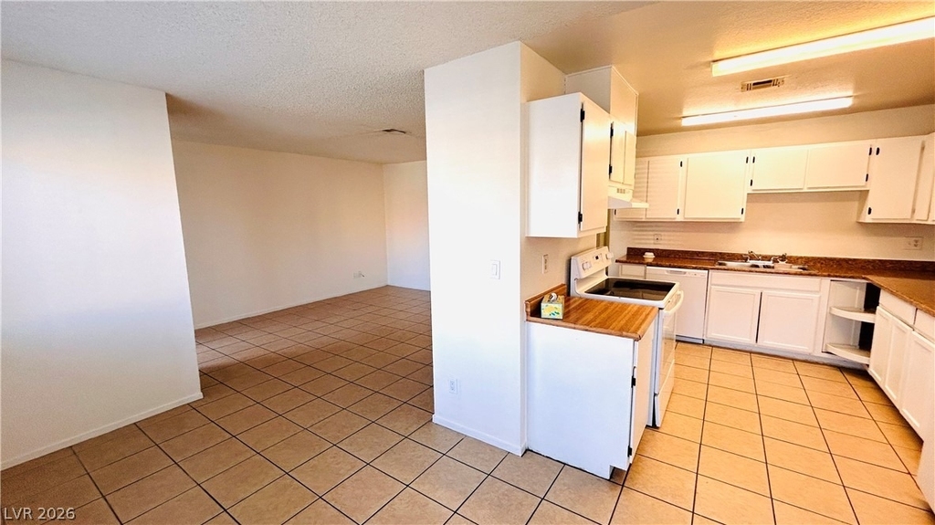 6217 Yerba Lane - Photo 5