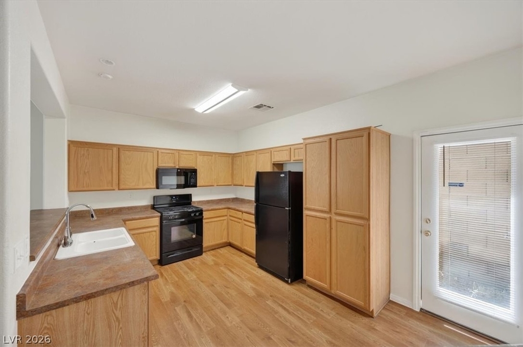 7653 Crystal Village Lane - Photo 16