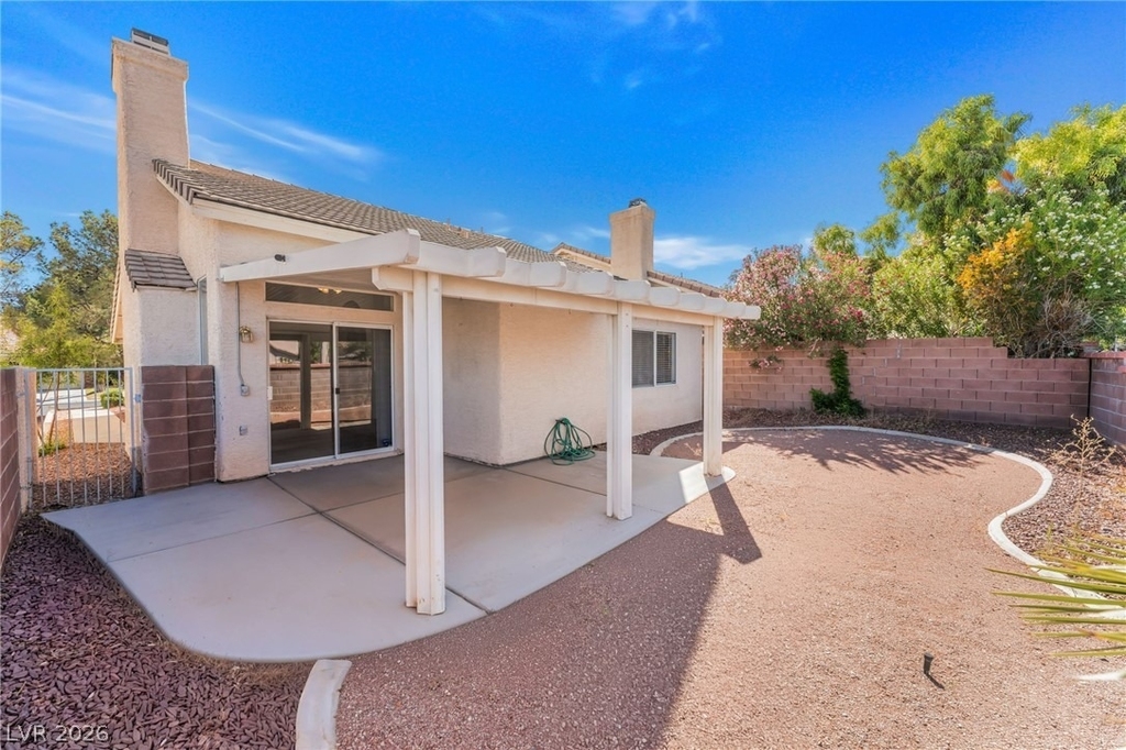 9724 Panorama Cliff Drive - Photo 31