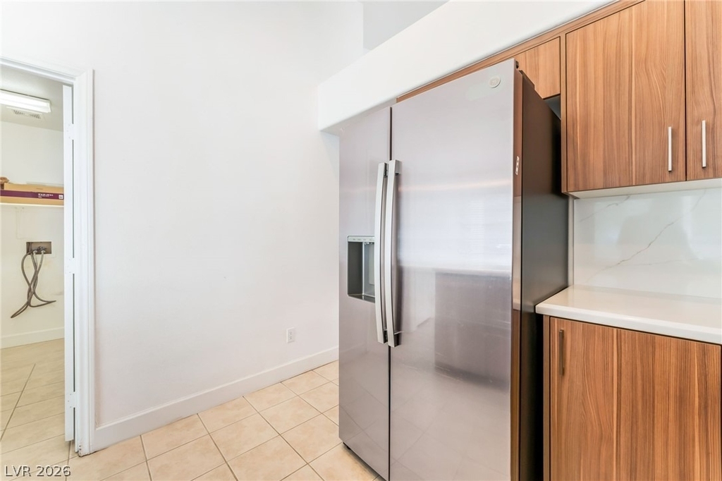 9724 Panorama Cliff Drive - Photo 16