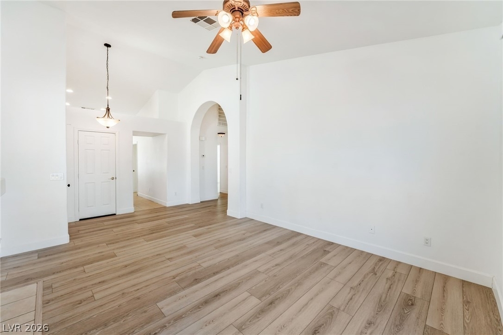 9724 Panorama Cliff Drive - Photo 8