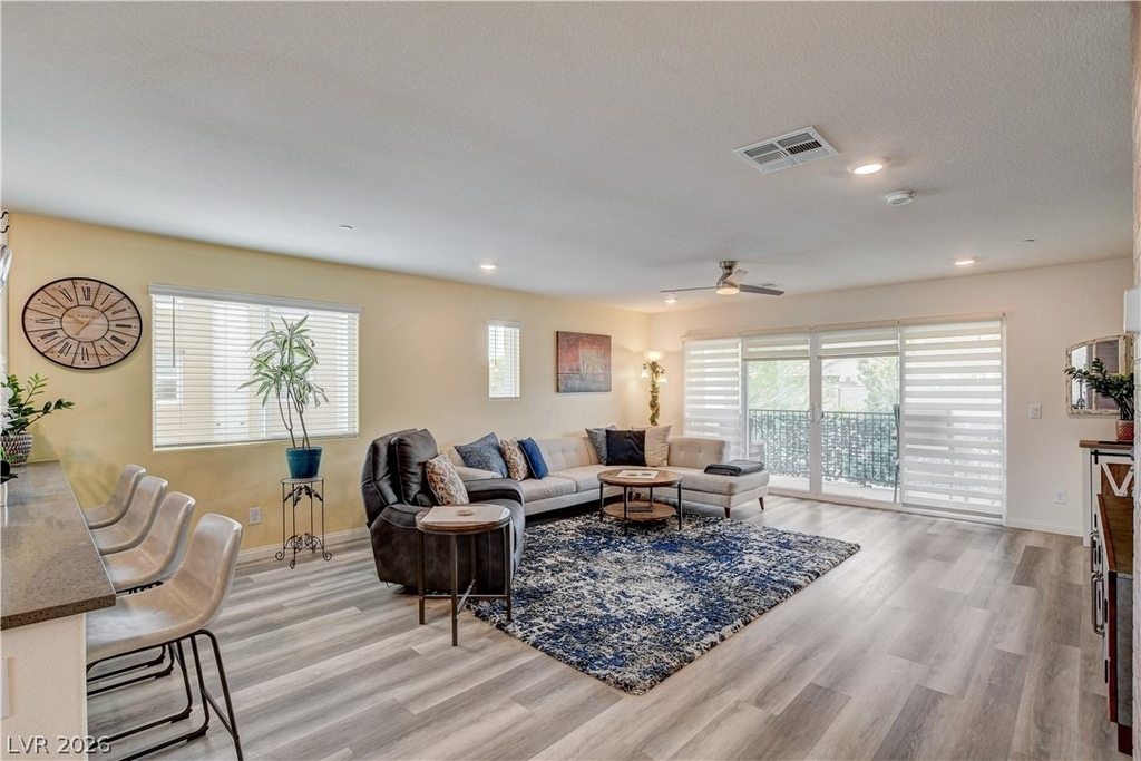 3715 Brilliant Sunset Street - Photo 5