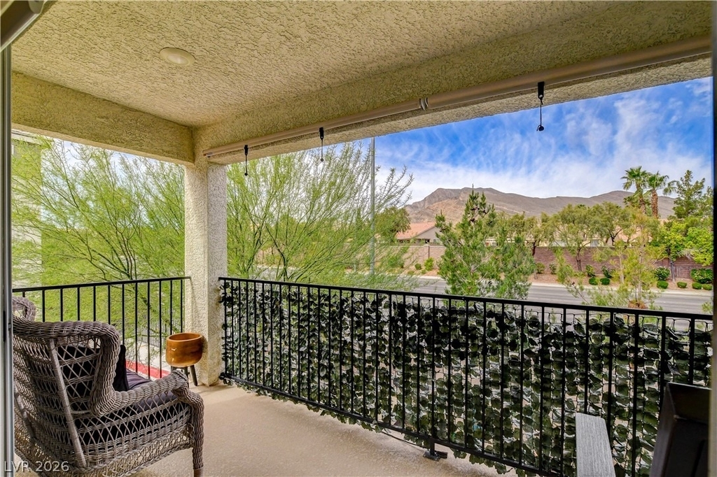 3715 Brilliant Sunset Street - Photo 40