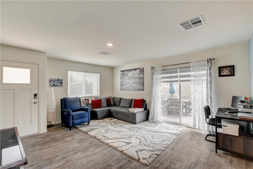 3715 Brilliant Sunset Street - Photo 20