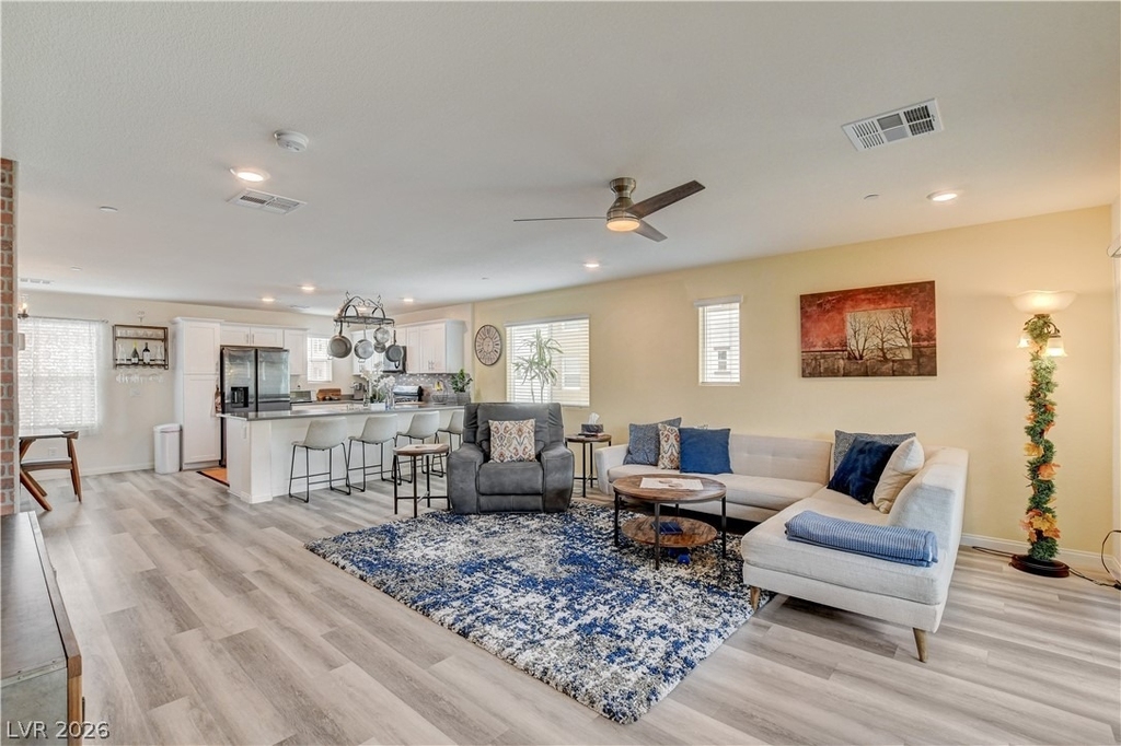 3715 Brilliant Sunset Street - Photo 3