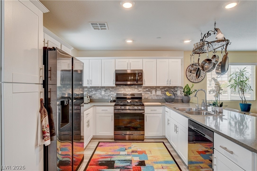 3715 Brilliant Sunset Street - Photo 14