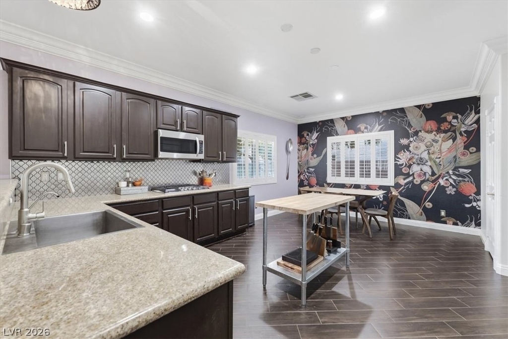 5397 Esparon Avenue - Photo 10