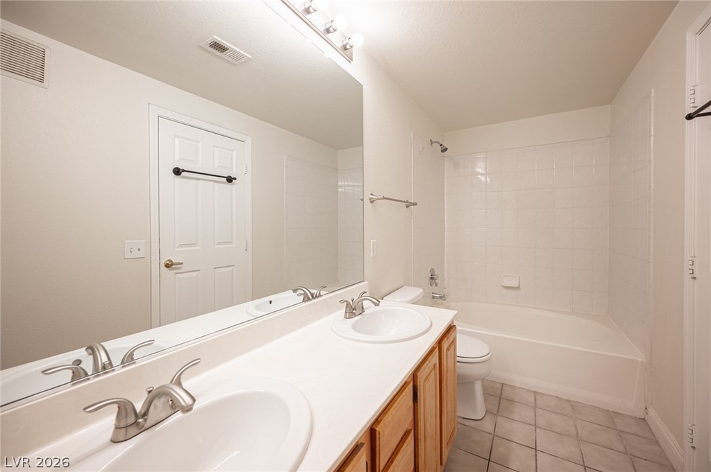 8555 W Russell Road - Photo 23