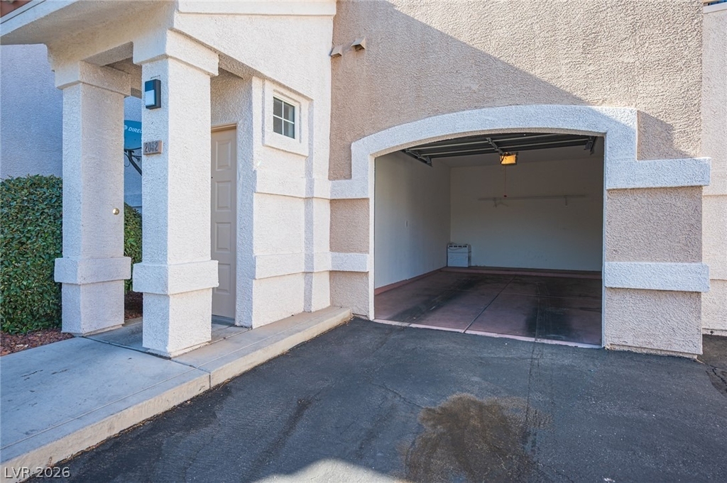 8555 W Russell Road - Photo 2