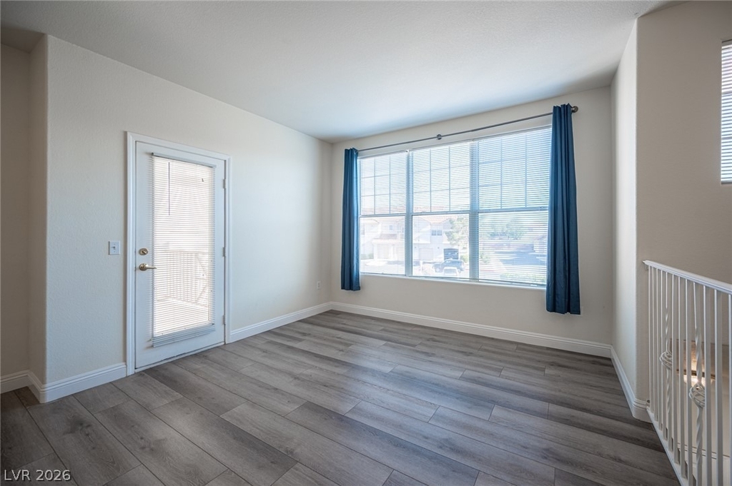 8555 W Russell Road - Photo 8