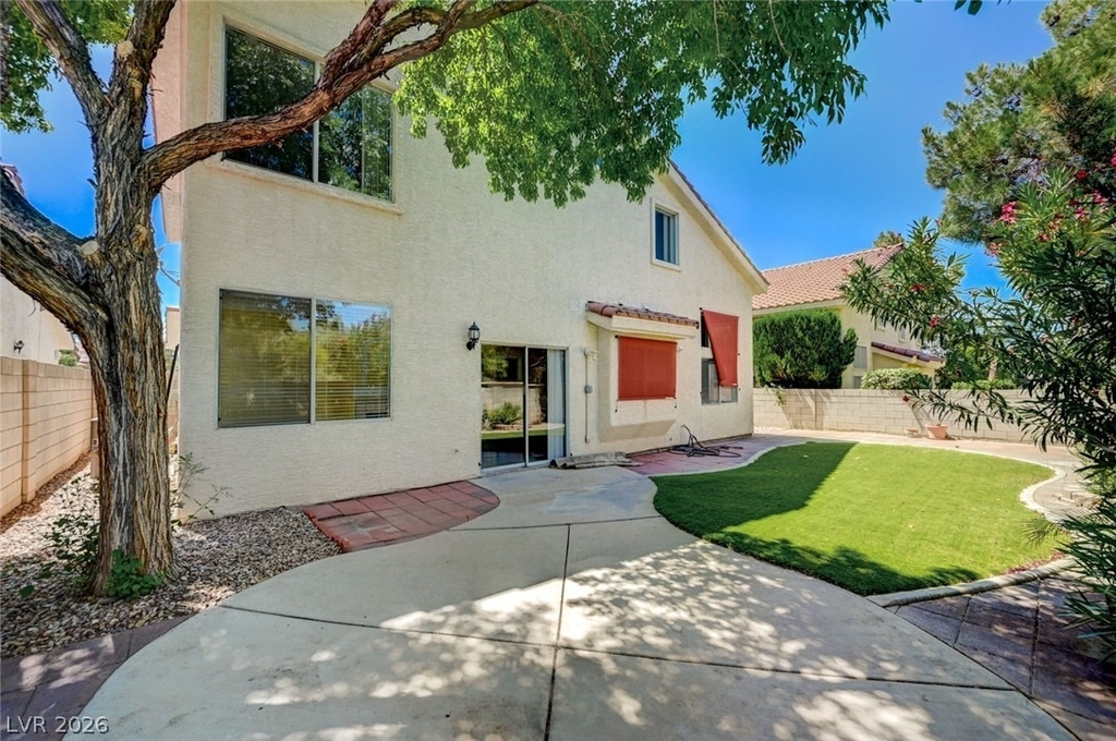 1897 Coyote Pass Way - Photo 43