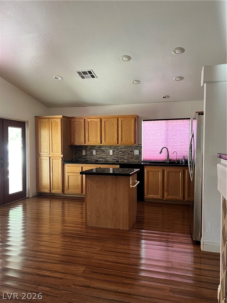 1517 Waterton - Photo 14