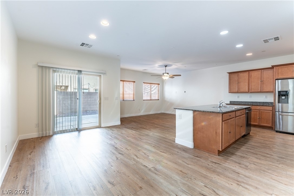 1134 Jesse Harbor Avenue - Photo 2