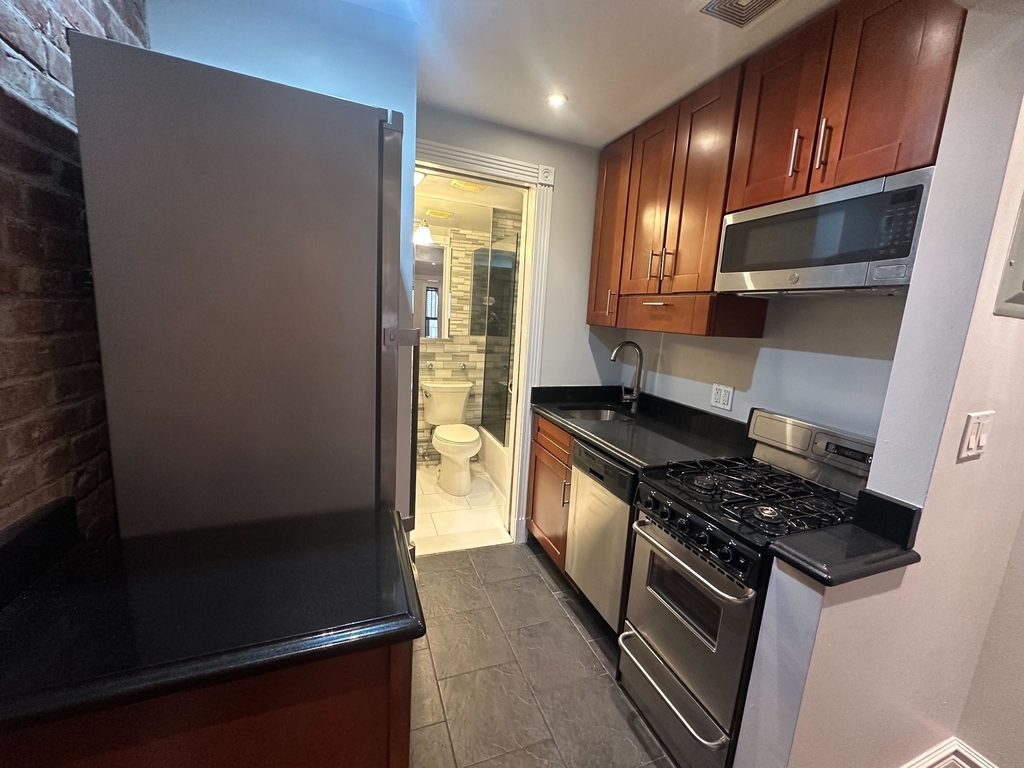 53rd Street and 8th Avenue - Photo 2