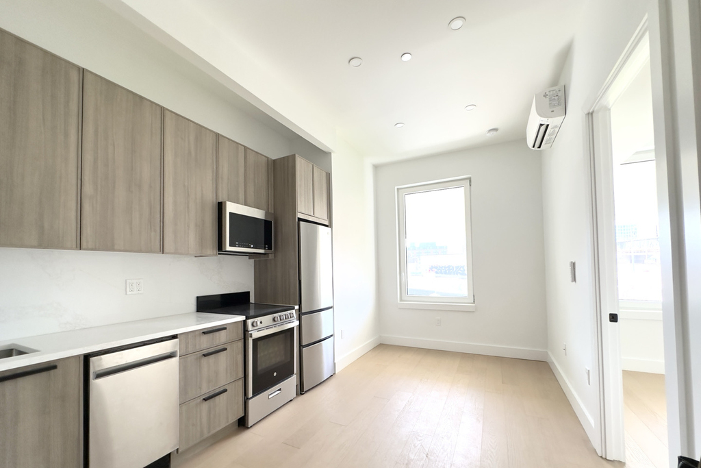 South 6th Street , Broadway - Photo 5