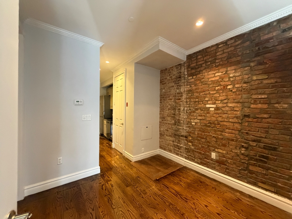 East 13th & 3rd Ave - Photo 10