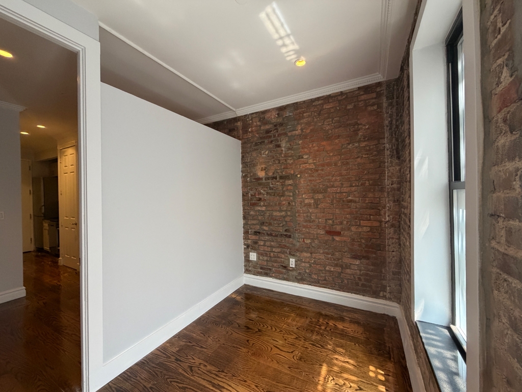 East 13th & 3rd Ave - Photo 9
