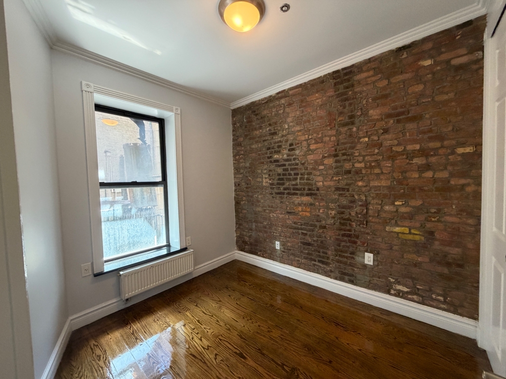 East 13th & 3rd Ave - Photo 5