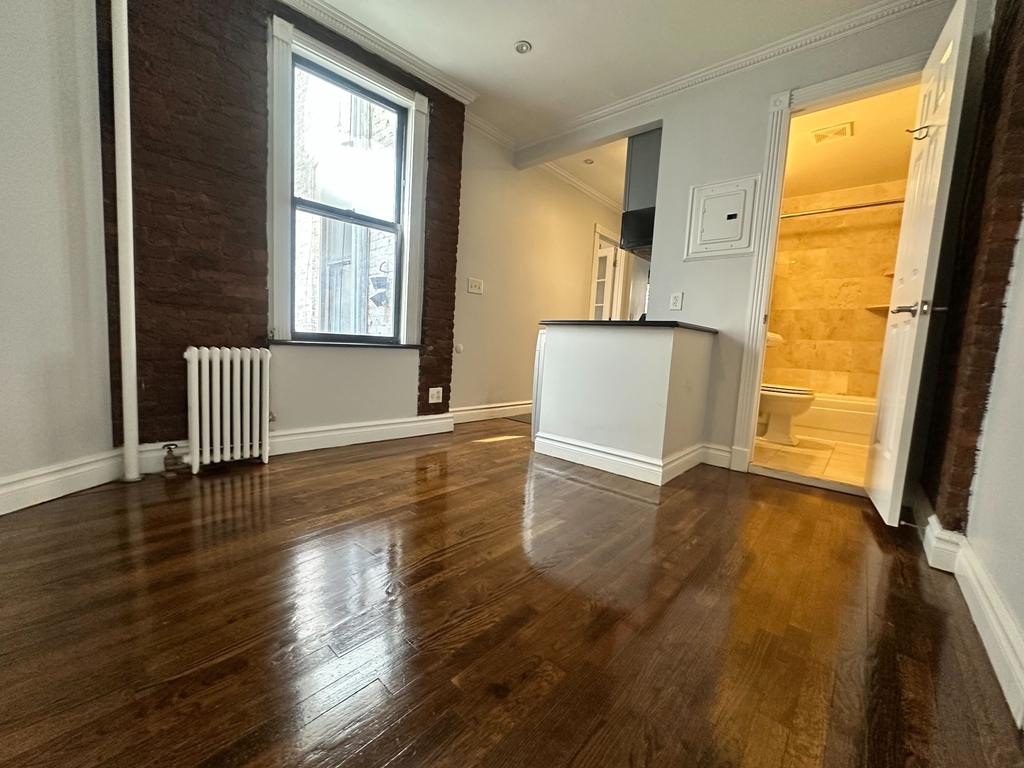 East 13th Street - Photo 1