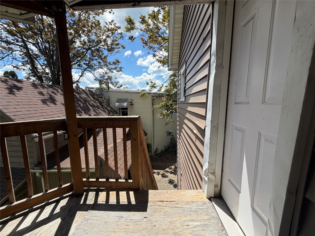 274 Chenango St - Photo 14