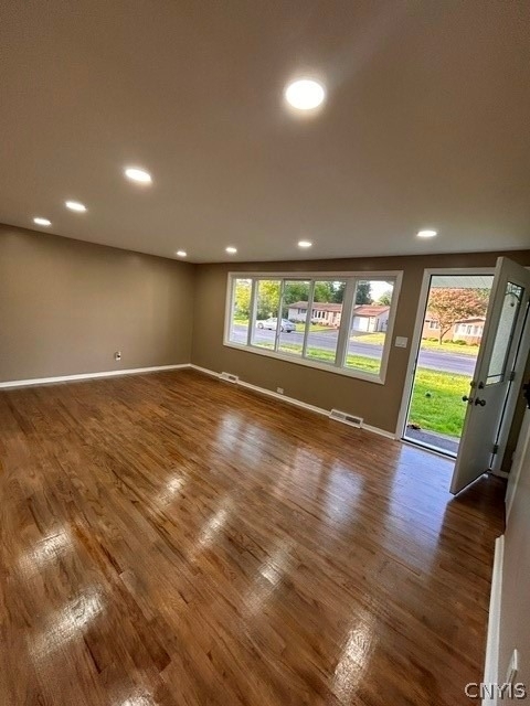 213 Sunflower Drive - Photo 3