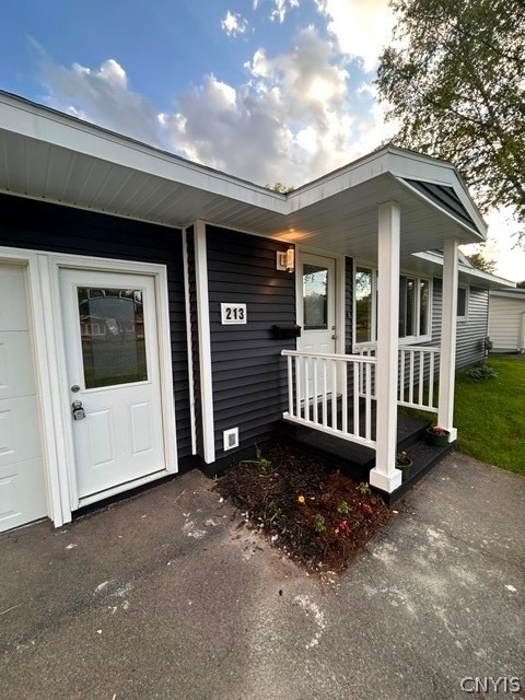 213 Sunflower Drive - Photo 1