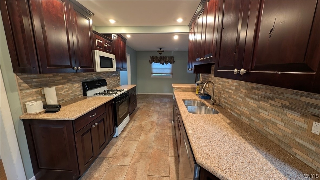 15 Wexford Road - Photo 4