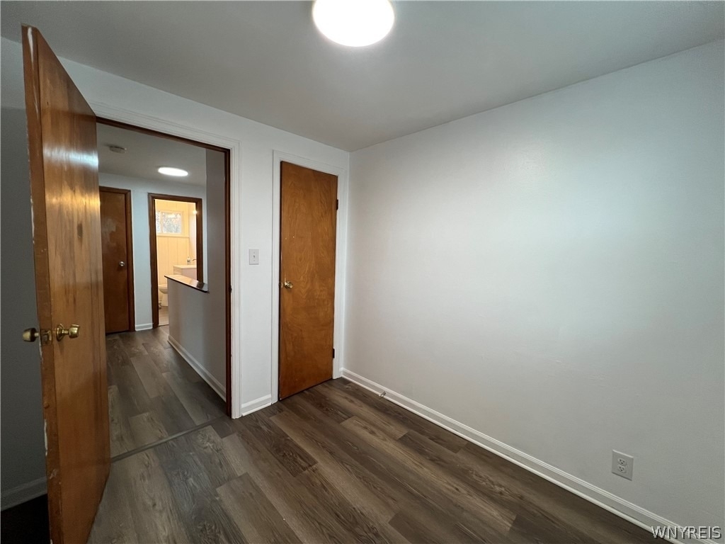 512 Cayuga Road - Photo 19