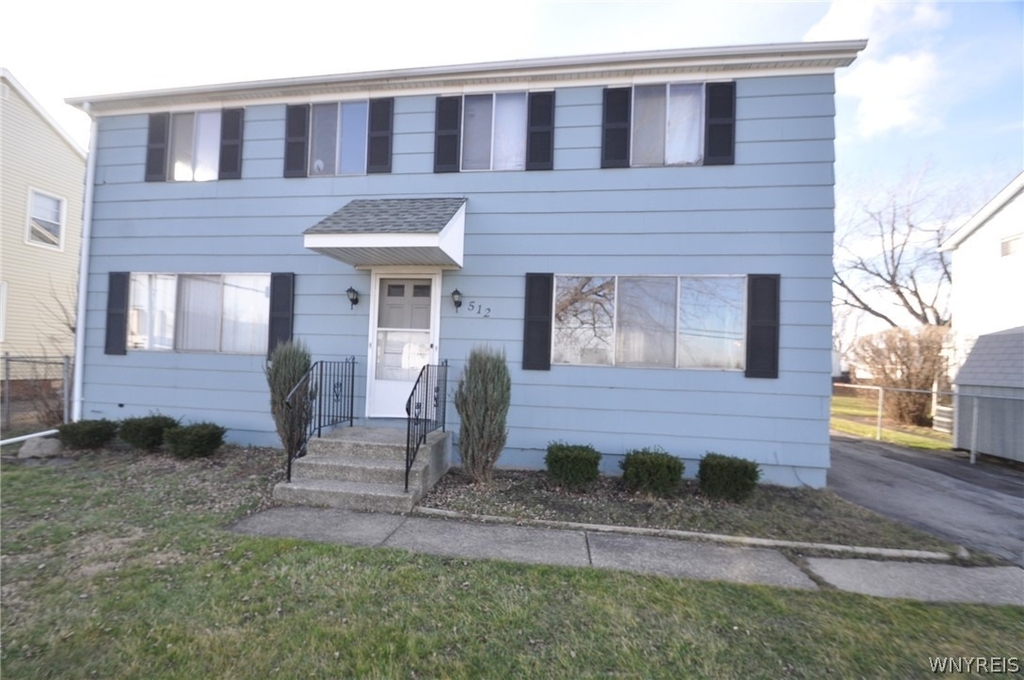 512 Cayuga Road - Photo 0