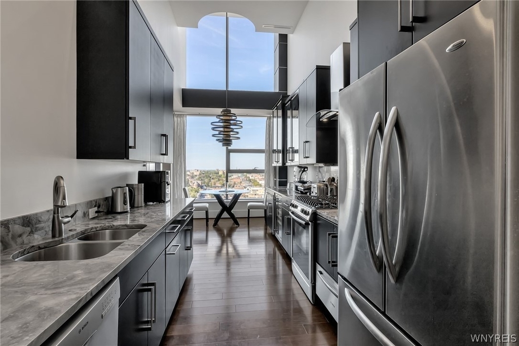 200 Delaware Avenue - Photo 6