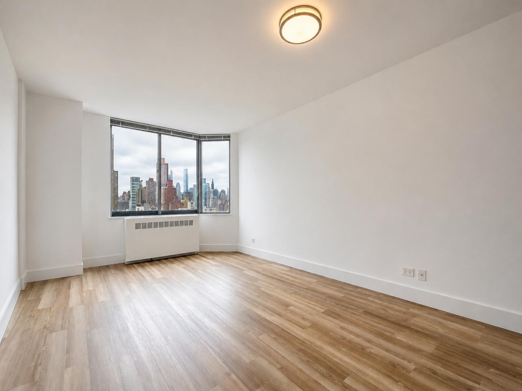 1735 York Avenue - Photo 1