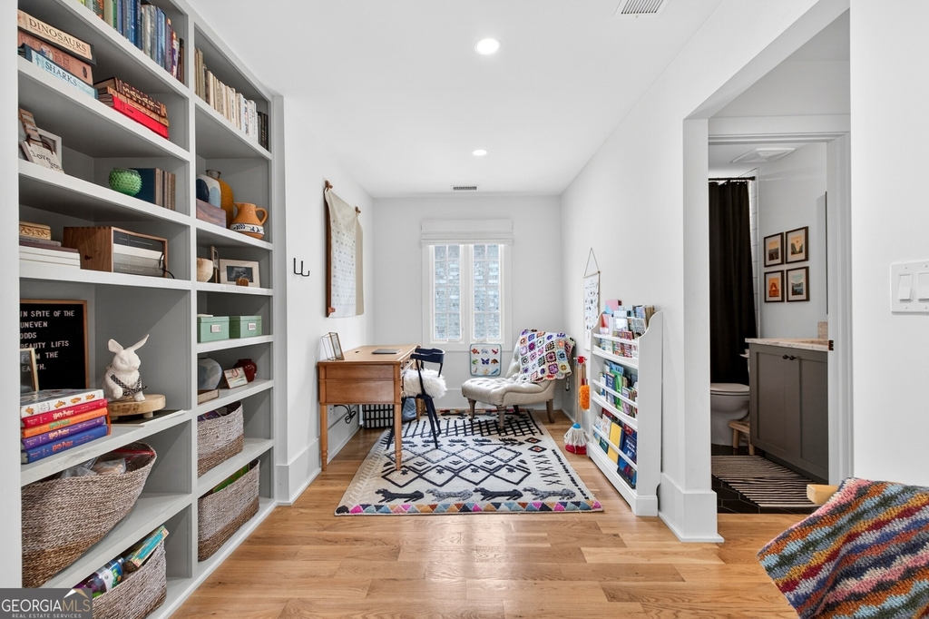 205 High Street - Photo 28