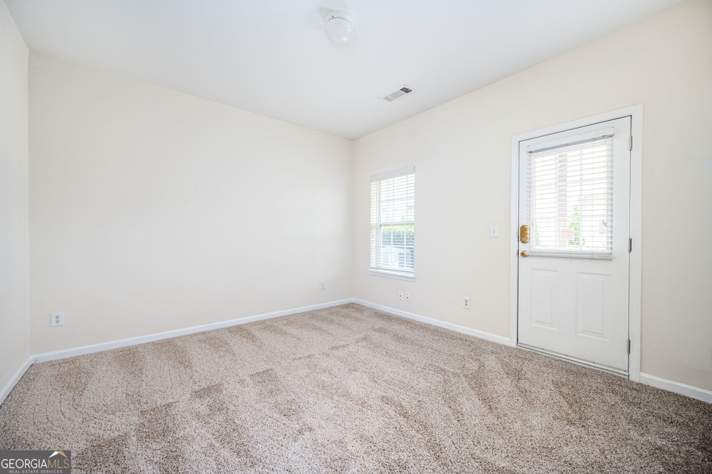 2213 Se Leicester Way - Photo 3