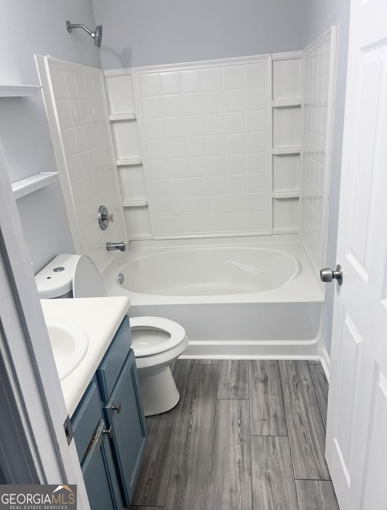 2279 Strathmoor Manor Drive - Photo 6