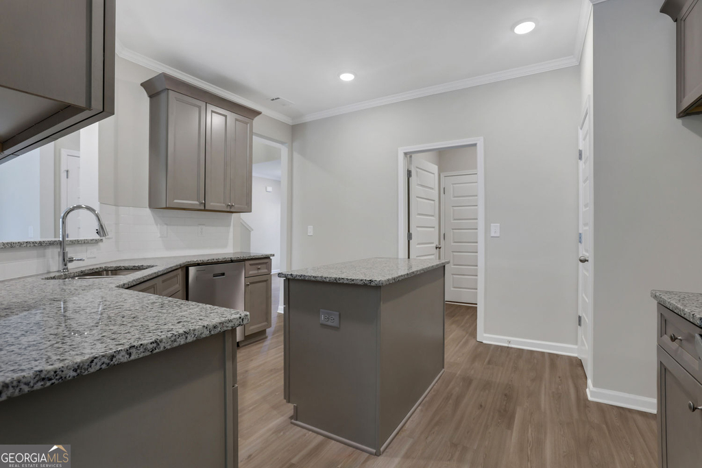 236 Eva Way Ne - Photo 8