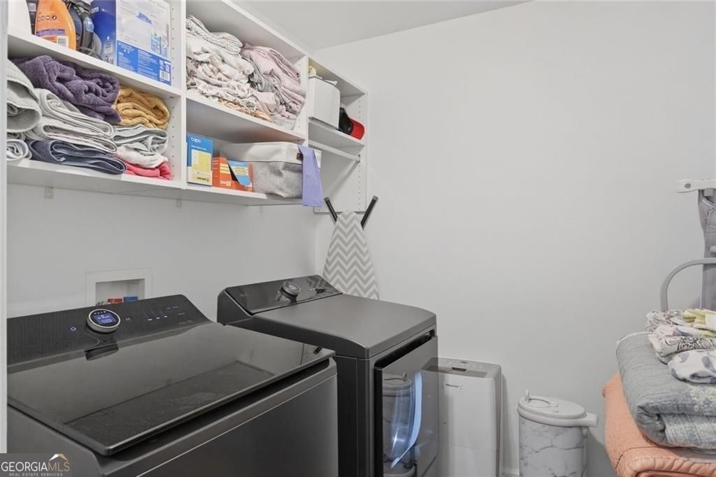 2540 Lansing Lane - Photo 17