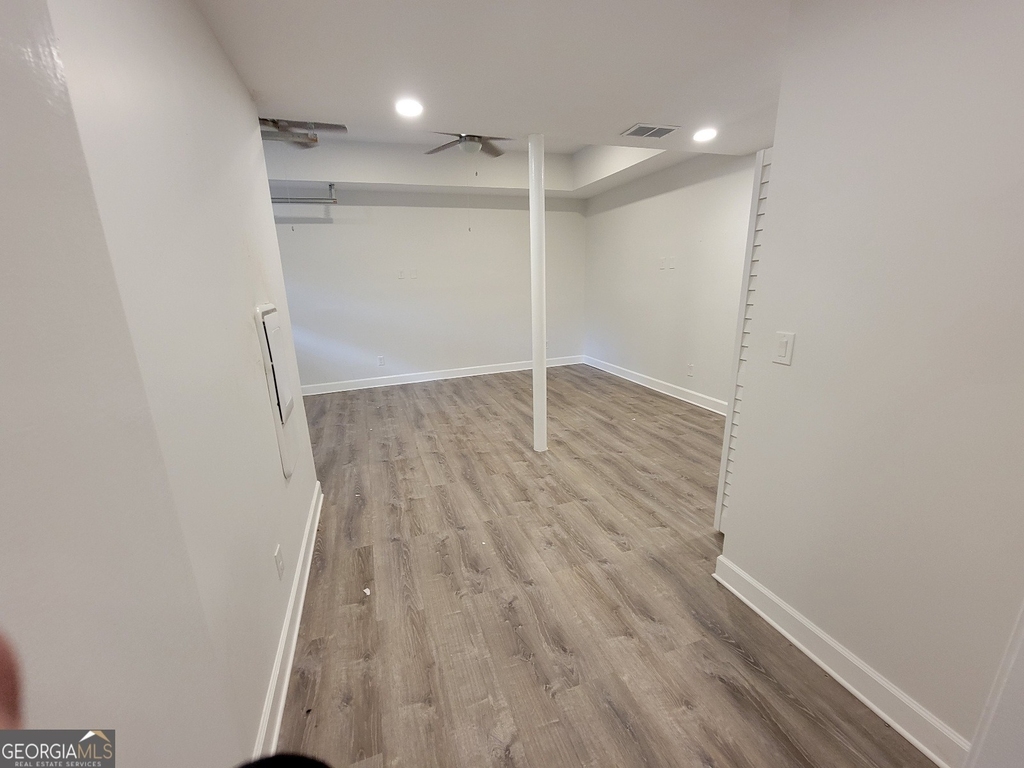 1896 Ridgewood Drive - Photo 5